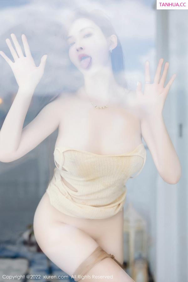 周妍希 奶瓶土肥圆 [XiuRen]高清写真图 2022.11.25 No.5912 土肥圆Carol 大理旅拍第79张图片